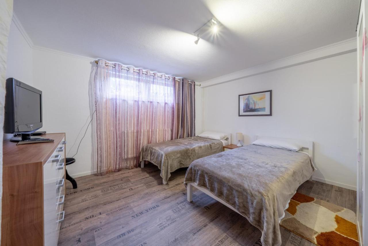 Nice Private Apartment Ганновер Екстер'єр фото